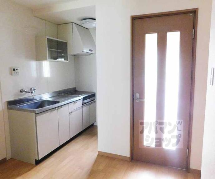 【御陵岡町貸家】間取