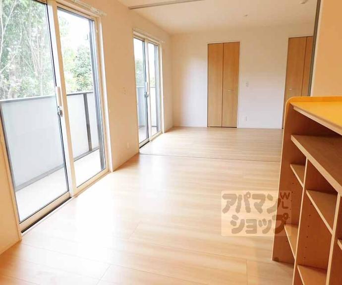 【ライトハウス西野】間取