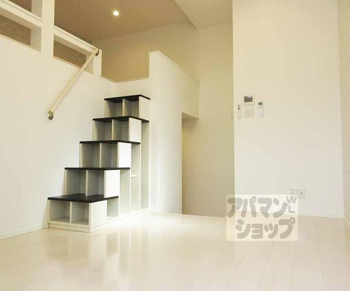 【セレサージュ山科】間取