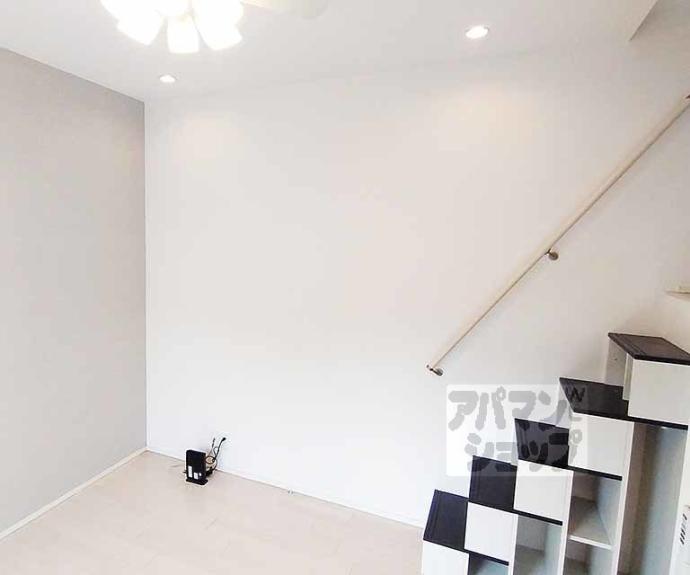 【ハーモニーテラス東野八反畑町】間取