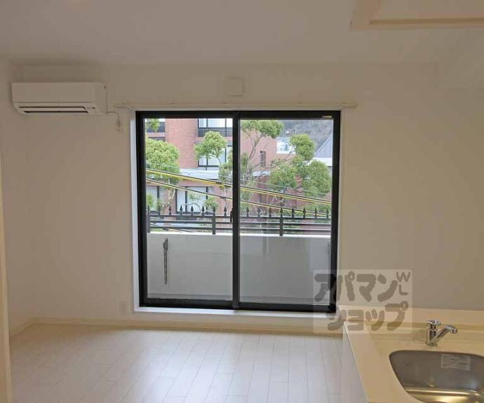 【ＴＨＥ　ＧＡＲＮＥＴ　ＳＵＩＴＥ　ＲＥＳＩＤＥＮＣＥ山科三条】間取