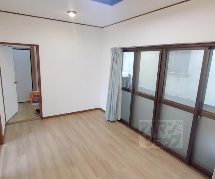 【御陵荒巻町貸家】間取