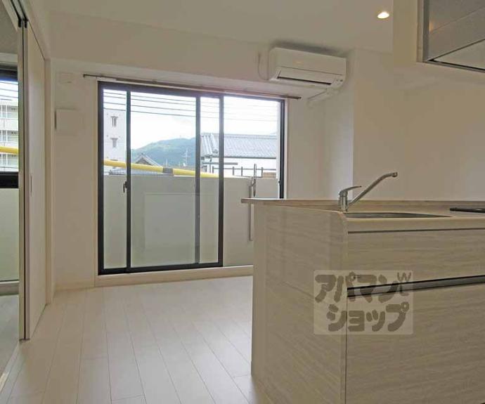 【ＴＨＥ　ＣＩＴＹ　ＲＥＳＩＤＥＮＣＥ　京都山科駅前】間取