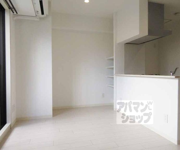 【ＴＨＥ　ＣＩＴＹ　ＲＥＳＩＤＥＮＣＥ　京都山科駅前】間取