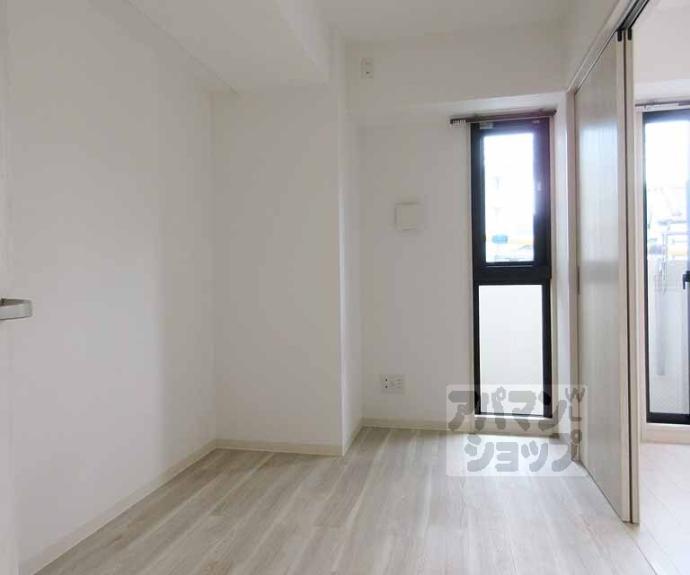 【ＴＨＥ　ＣＩＴＹ　ＲＥＳＩＤＥＮＣＥ　京都山科駅前】間取