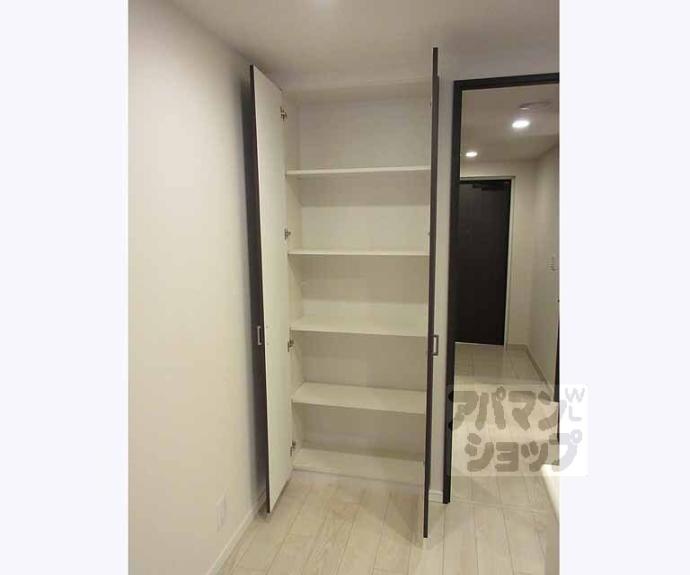 【イーグルコート山科椥辻ステーションフロント】間取