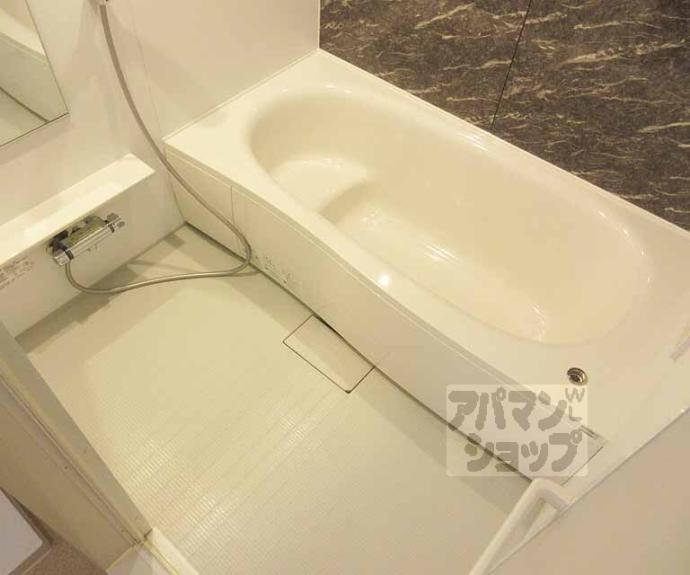 【ラ・ソルティー】間取