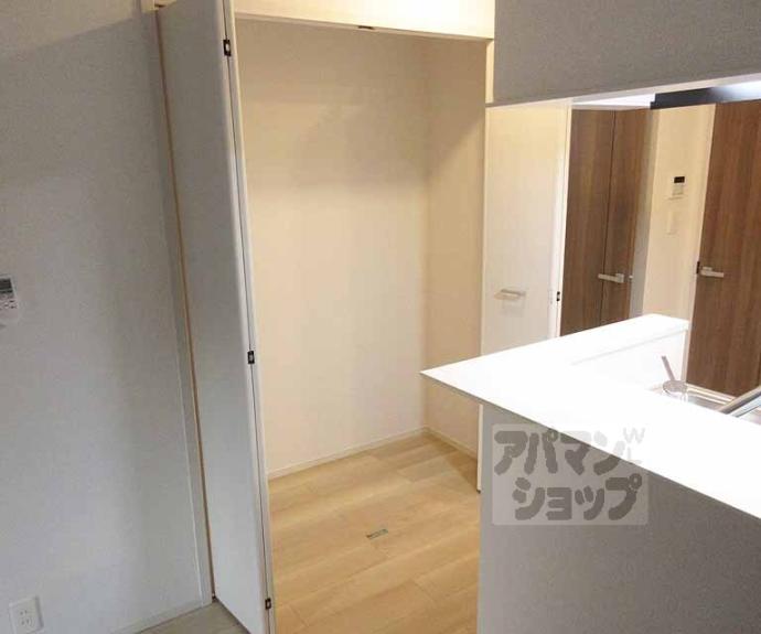 【ラ・ソルティー】間取