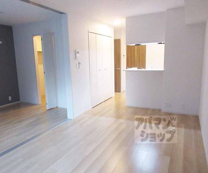 【ラ・ソルティー】間取