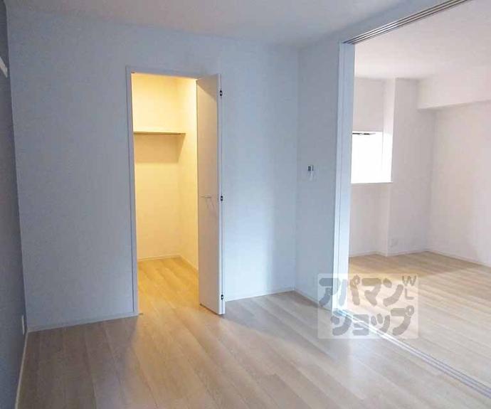 【ラ・ソルティー】間取