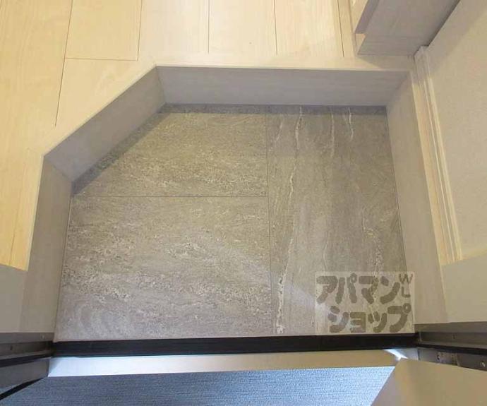 【アンソレイエ椥辻】間取