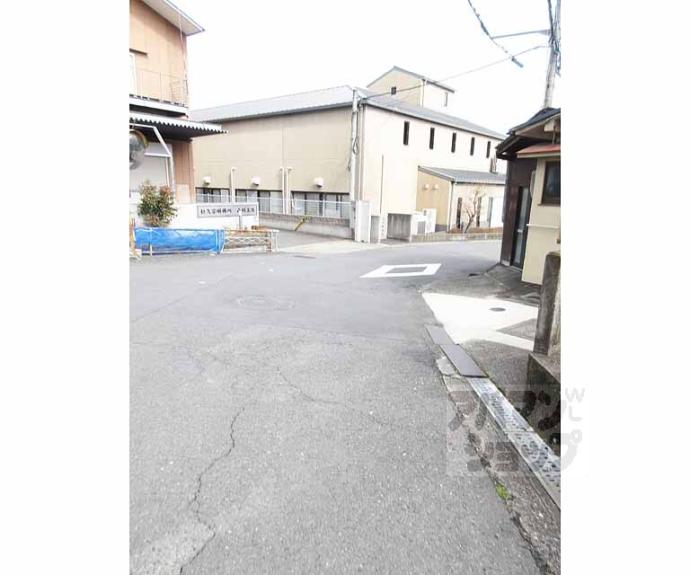 【西野山百々町貸家】
