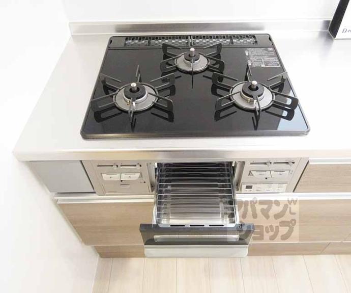 【アデウ　ドゥーエ】間取