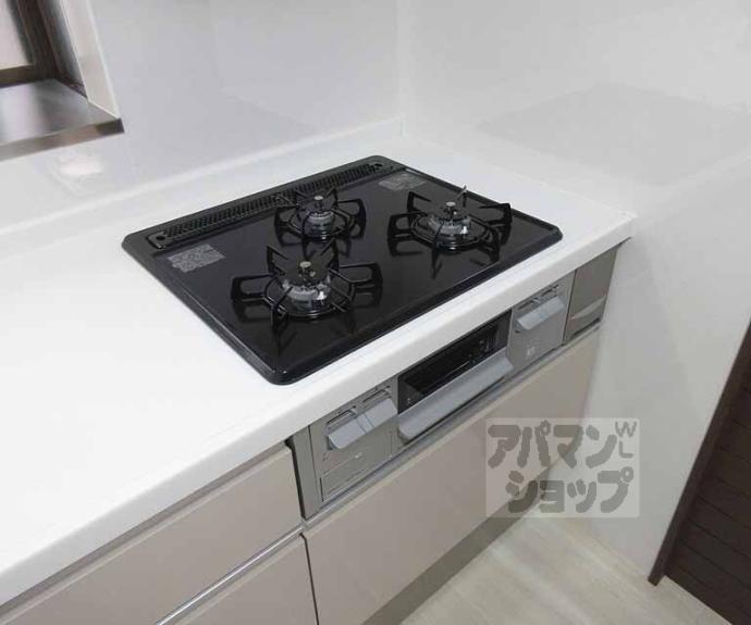 【御陵荒巻町貸家】間取