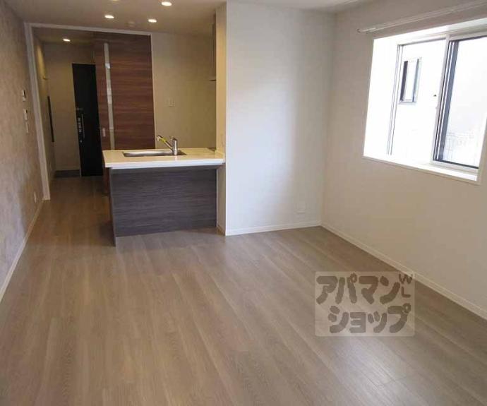 【Ｖｉａ　Ｓｏｌｅ　やましな】間取