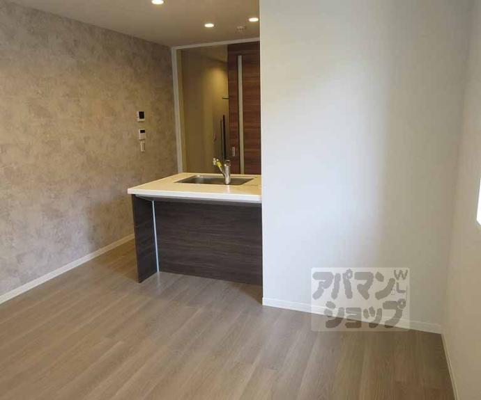 【Ｖｉａ　Ｓｏｌｅ　やましな】間取