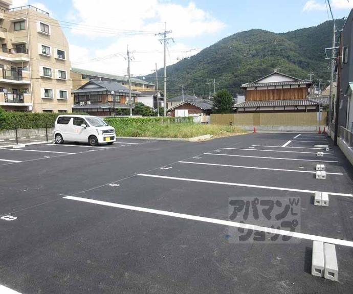 【ＷＥＳＴ　ＨＩＬＬＳ】間取