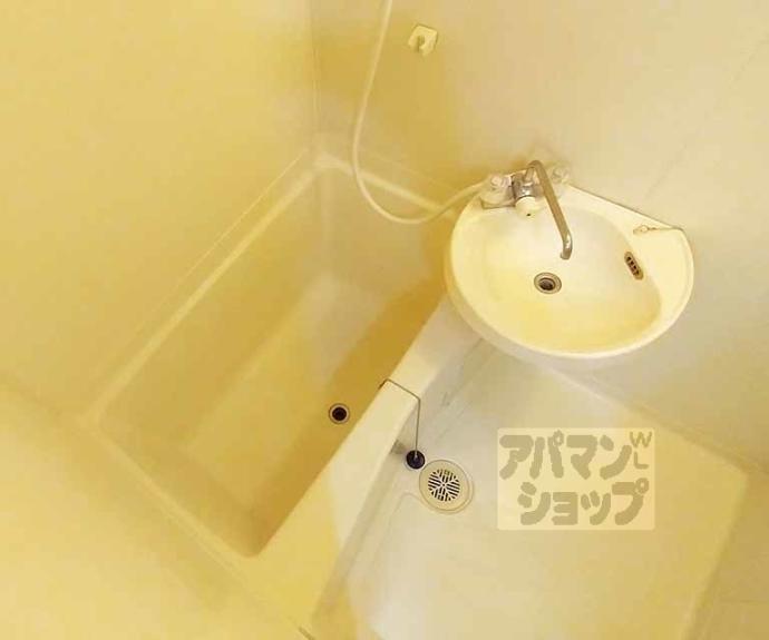 【メゾン勧修寺】間取