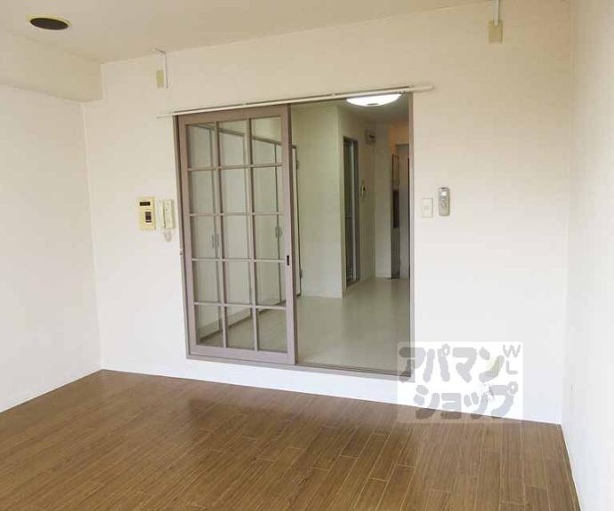 【メゾン勧修寺】間取