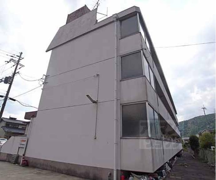 【日新ハウス】