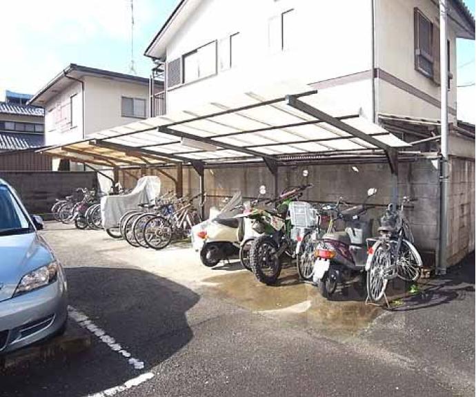 【日新ハウス】