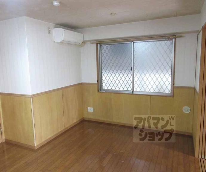 【メゾンシャルマン・エレガンテ】間取