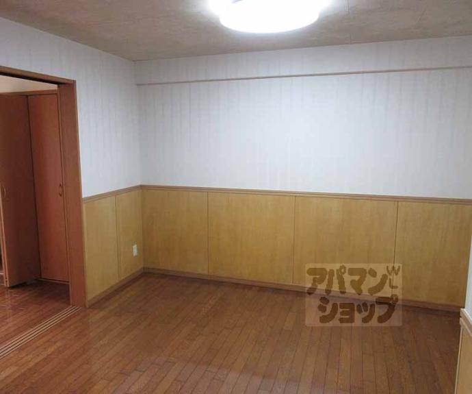 【メゾンシャルマン・エレガンテ】間取