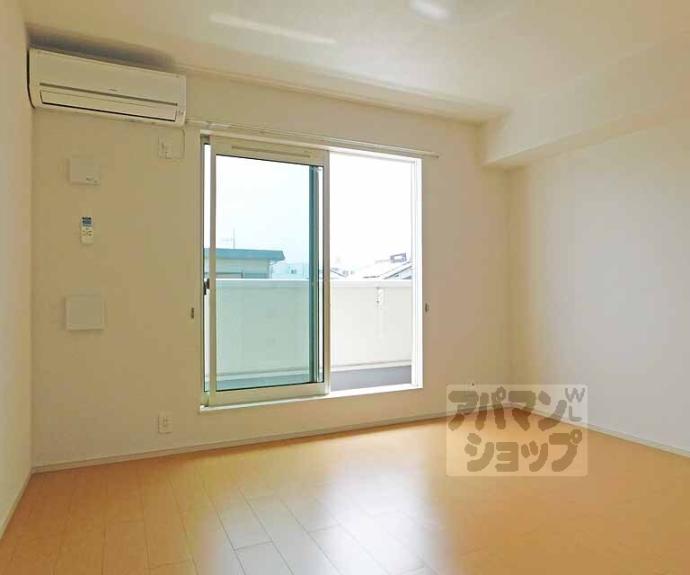 【ｍｏｍｏの樹】間取