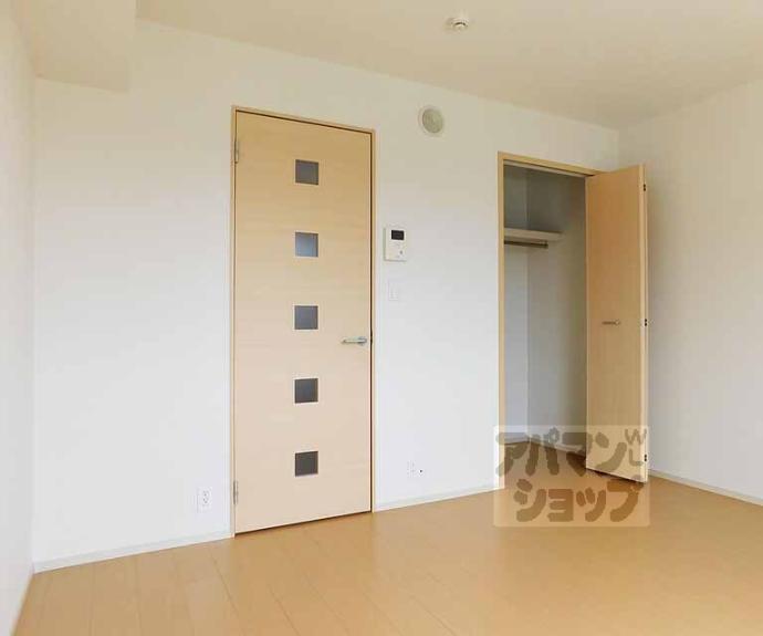 【ｍｏｍｏの樹】間取