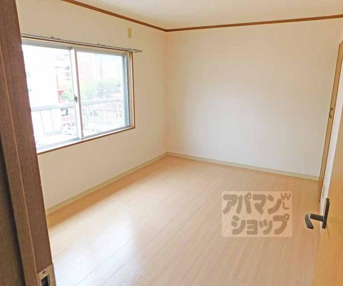 【グランコートビワコ】間取