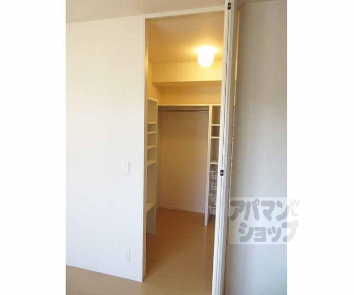 【Ｋ’ｓ　Ｆｅｒｉｏ　Ｂ棟】間取