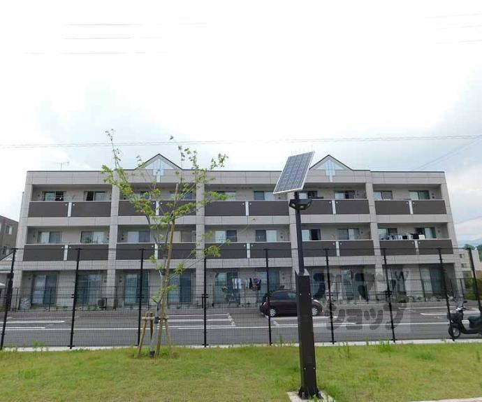 【パークサイドシャトー：エイト】間取