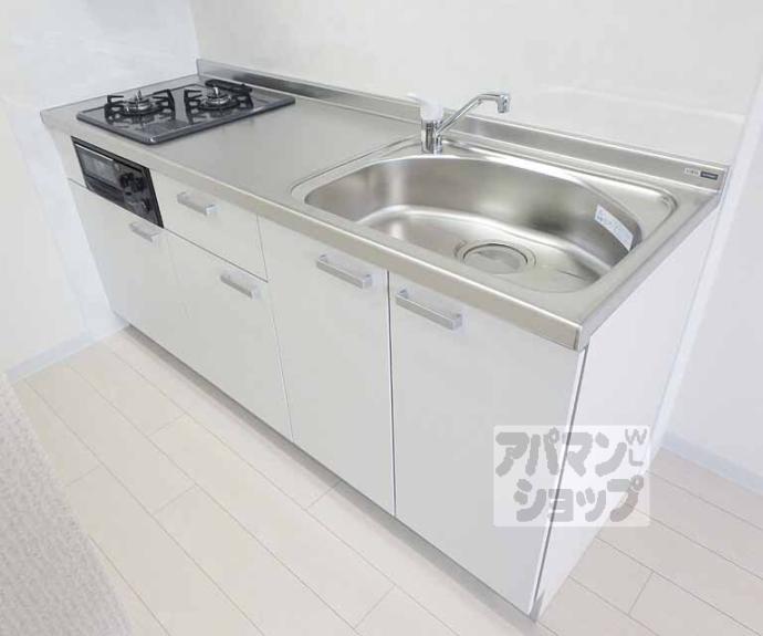【ラクラスコート朝日が丘】間取