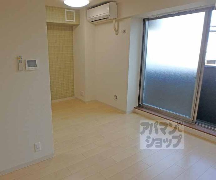 【ラクラスコート朝日が丘】間取