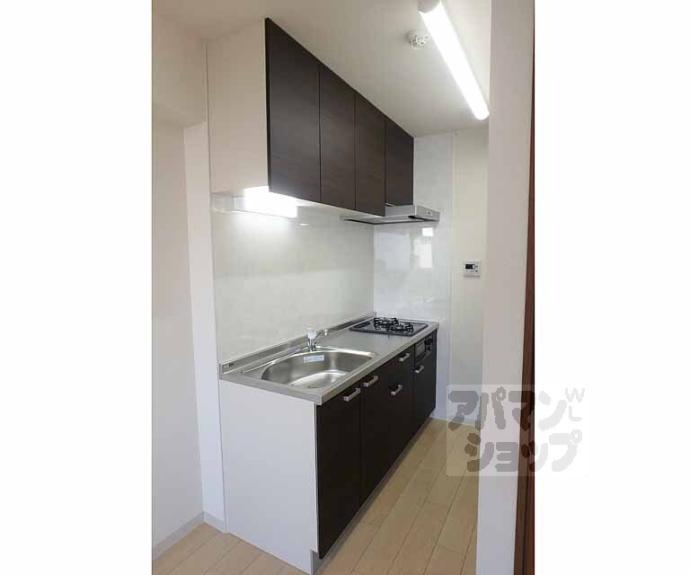 【ラクラスコート朝日が丘】間取