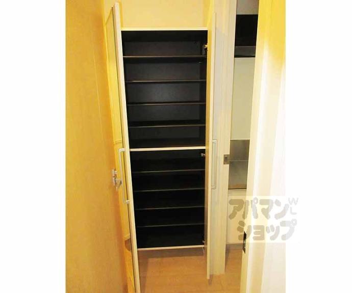 【カンパーニュ逢坂】間取