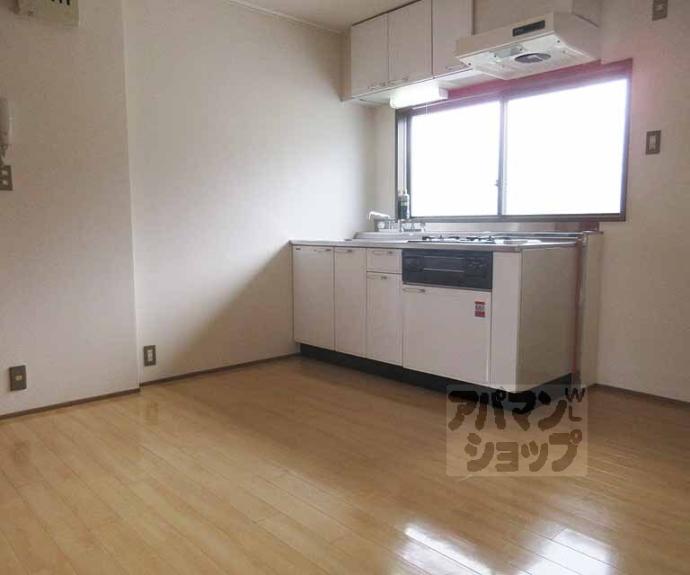 【ダルニーハイツ】