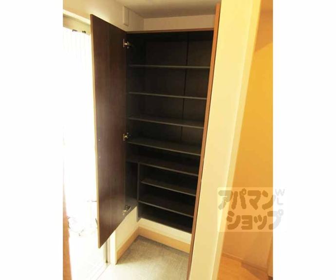 【レーヴスクエア】間取