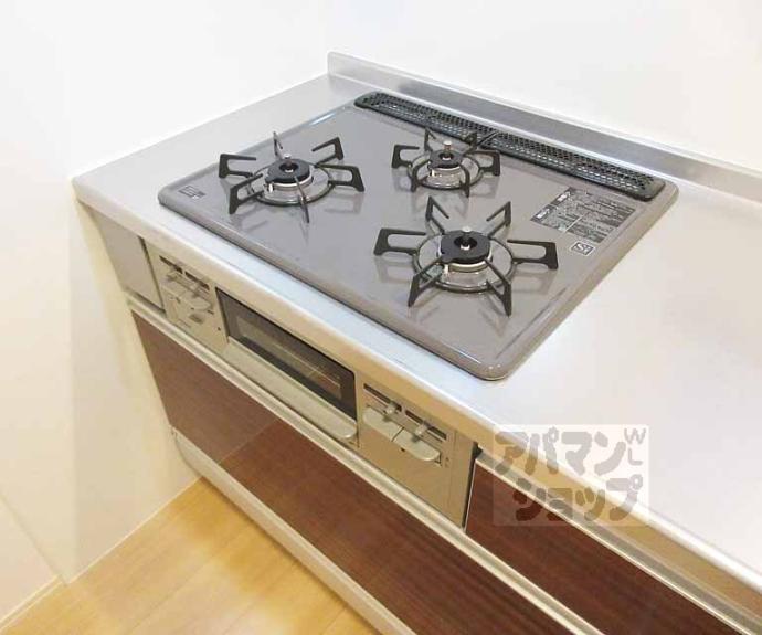 【レーヴスクエア】間取