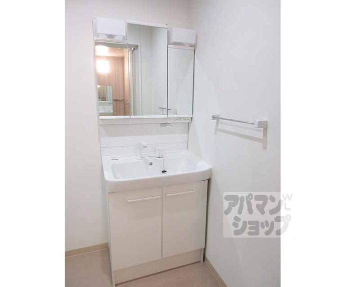 【Ｇｒａｃｅ　Ｗｏｏｄ】間取