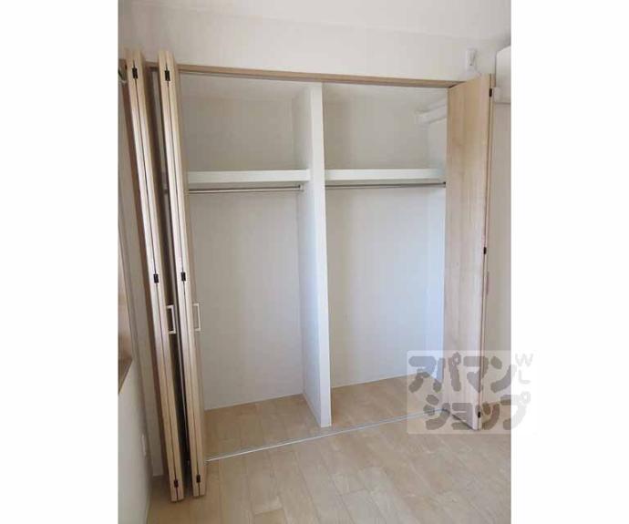 【Ｒ－４　Ｃｏｕｒｔ大津京】間取