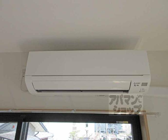 【Ｒ－４　Ｃｏｕｒｔ大津京】間取