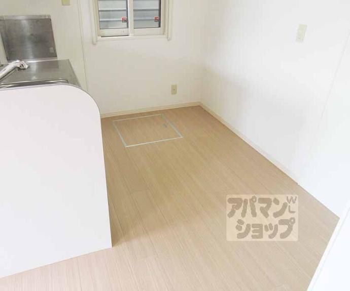 【リビングタウン唐崎　Ｂ棟】間取
