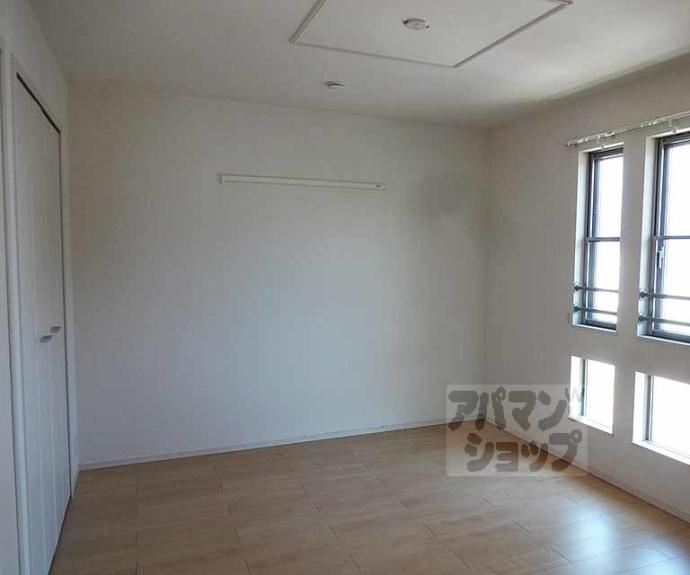 【パレス衣川】間取