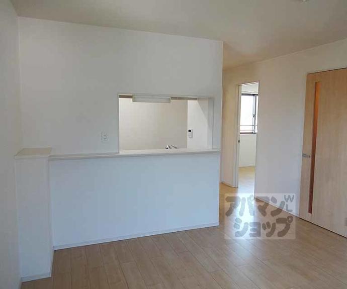 【パレス衣川】間取