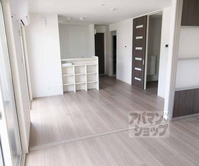 【ヴェルソー唐崎】間取