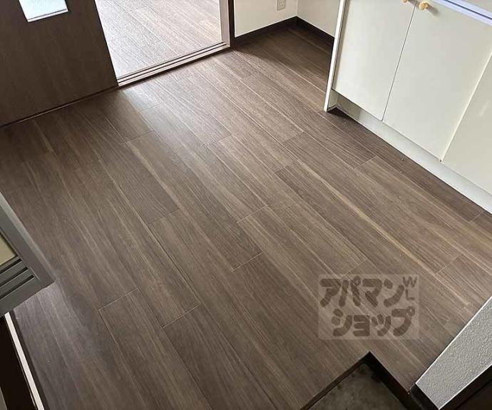【ロイヤルステージ膳所中ノ庄】間取