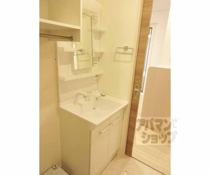 【ＧＬＯＲＥ・ＫＡＴＡＴＡ】間取