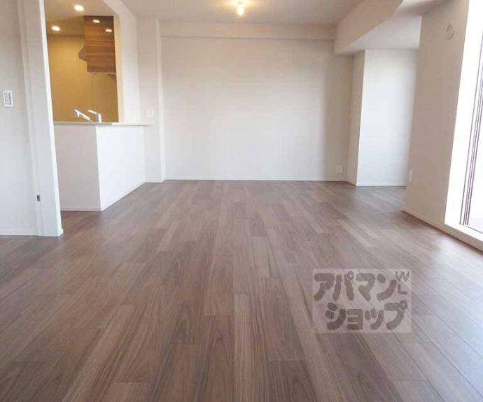 【ジオ大津　京町】間取