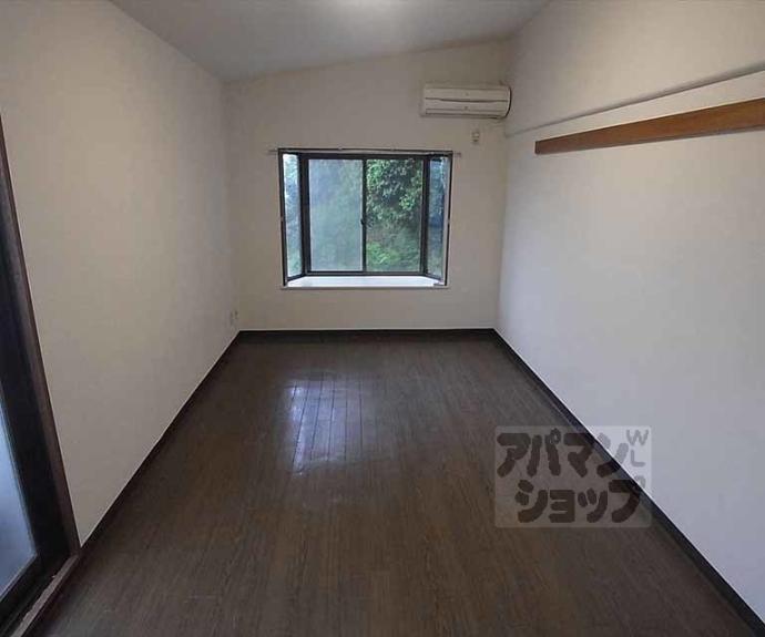 【ヴィラ紫野】間取